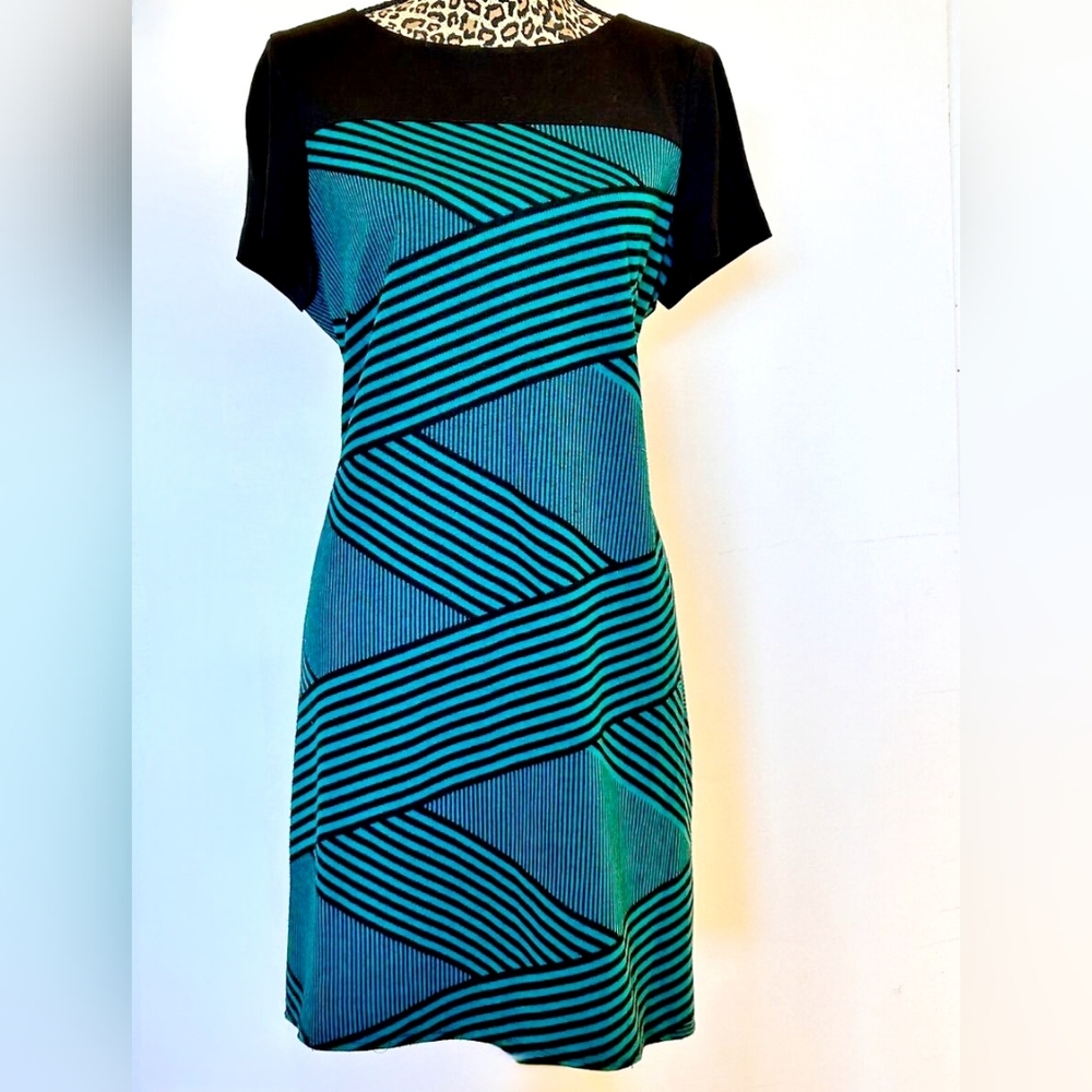 Perceptions Petite Green and Black Swing Dress